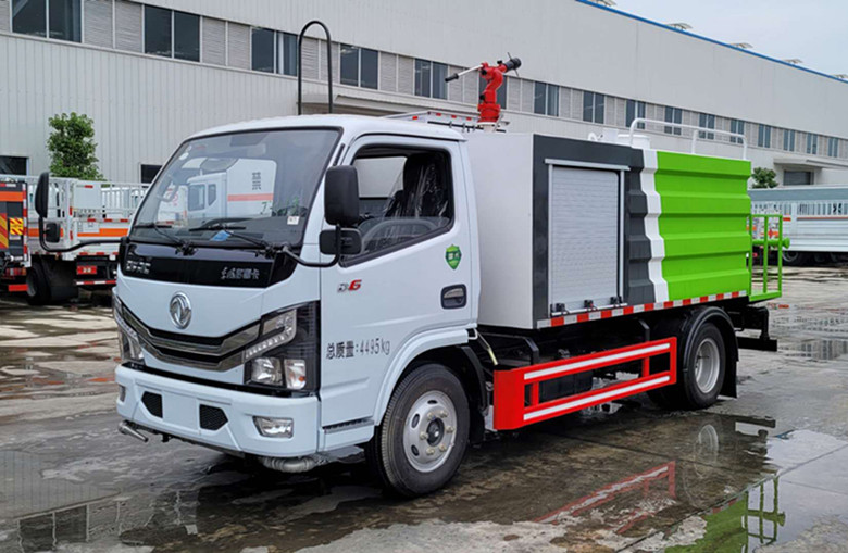 國(guó)六4.5噸多功能消防灑水車(chē)產(chǎn)品推薦