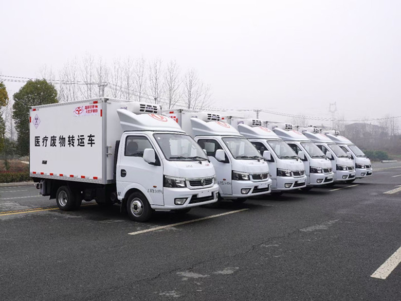 抗擊疫情，東風途逸藍牌醫(yī)療廢物轉(zhuǎn)運車推薦！