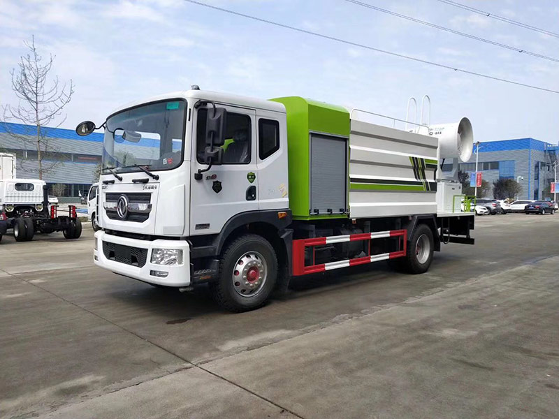 抑塵車（噴霧車）的優(yōu)點(diǎn)