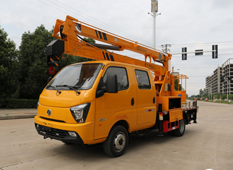  藍(lán)牌雙排國(guó)六13.5米高空作業(yè)車產(chǎn)品推薦