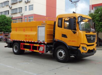 國六東風(fēng)天錦清洗車